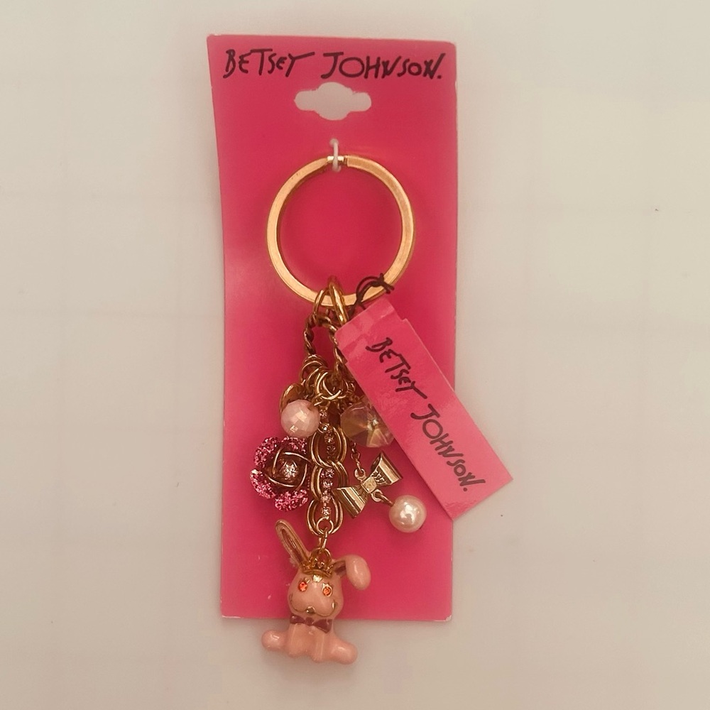 Betsey Johnson NWT Bunny hearts bow flower  rhinestones keychain accessory